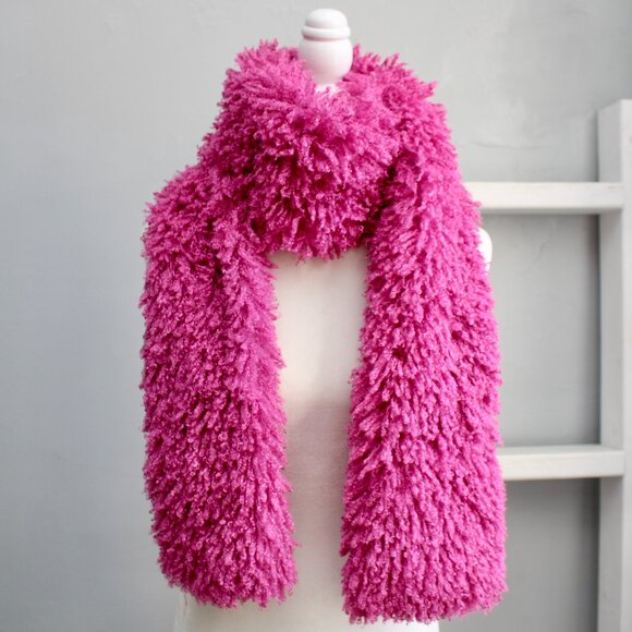 Betsey Johnson Hot Pink Fuzzy Boa Neck Scarf - Picture 1 of 4